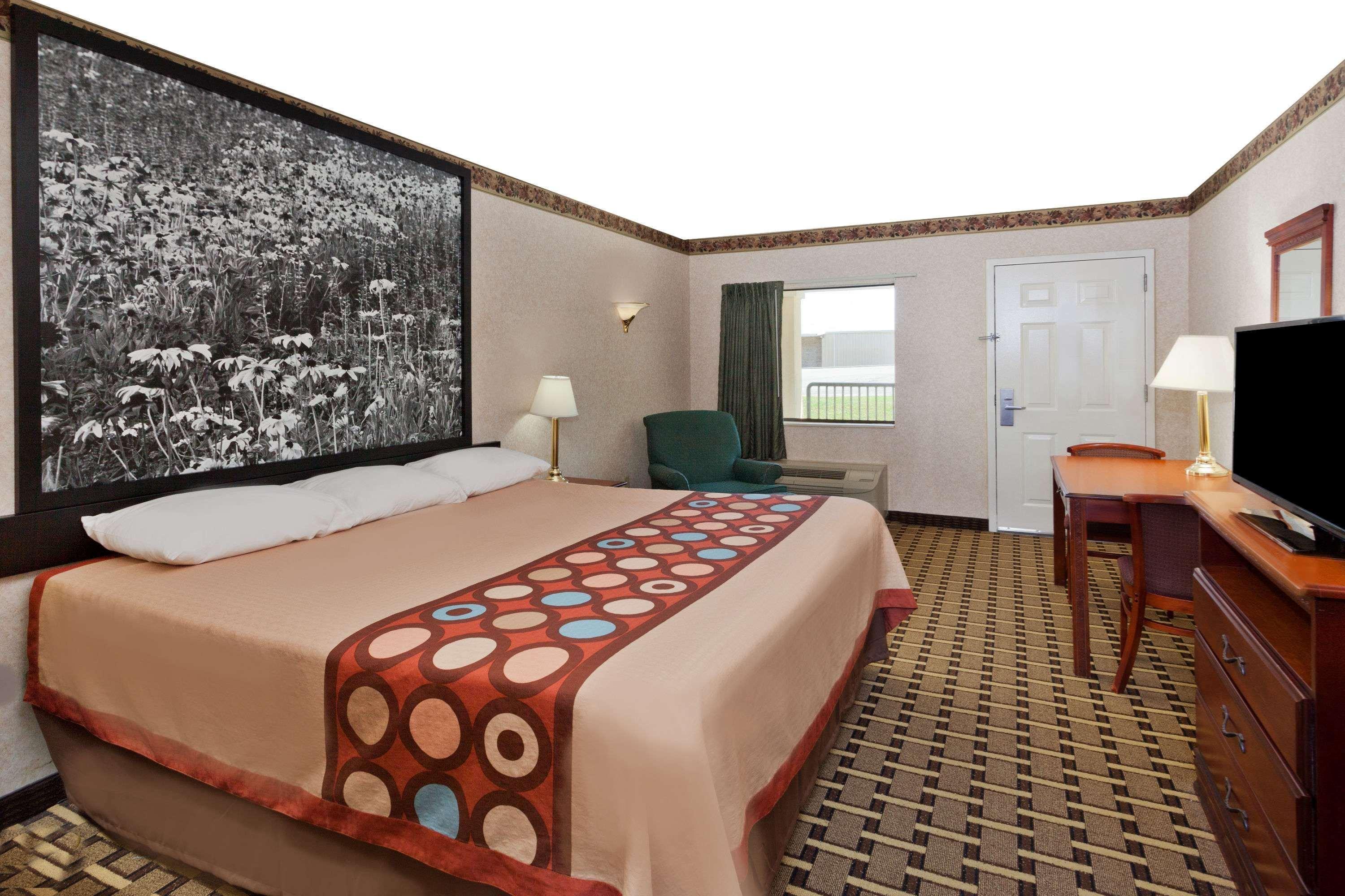 Room, King Bed, Smoking