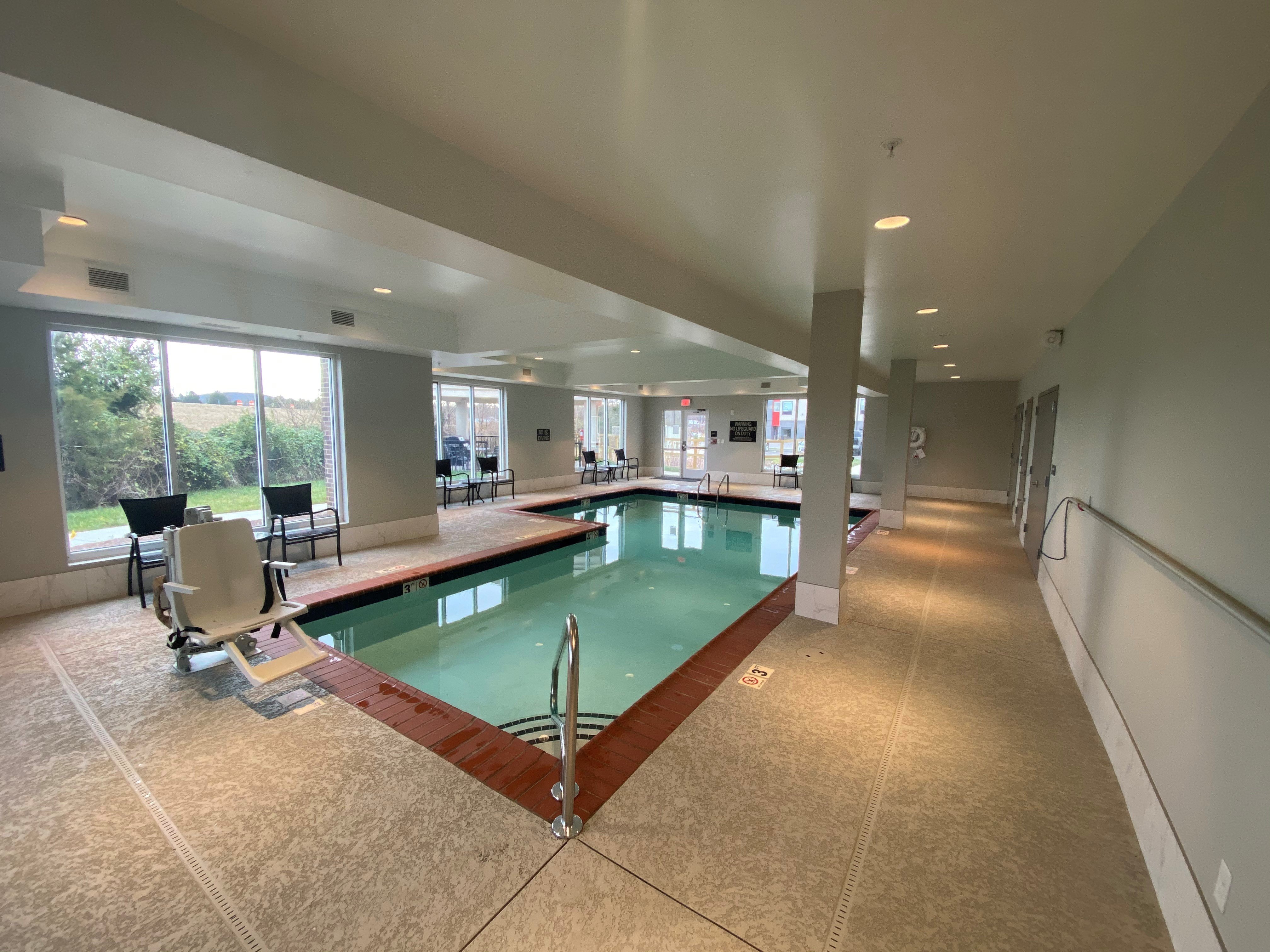 Candlewood Suites Lebanon 16/52
