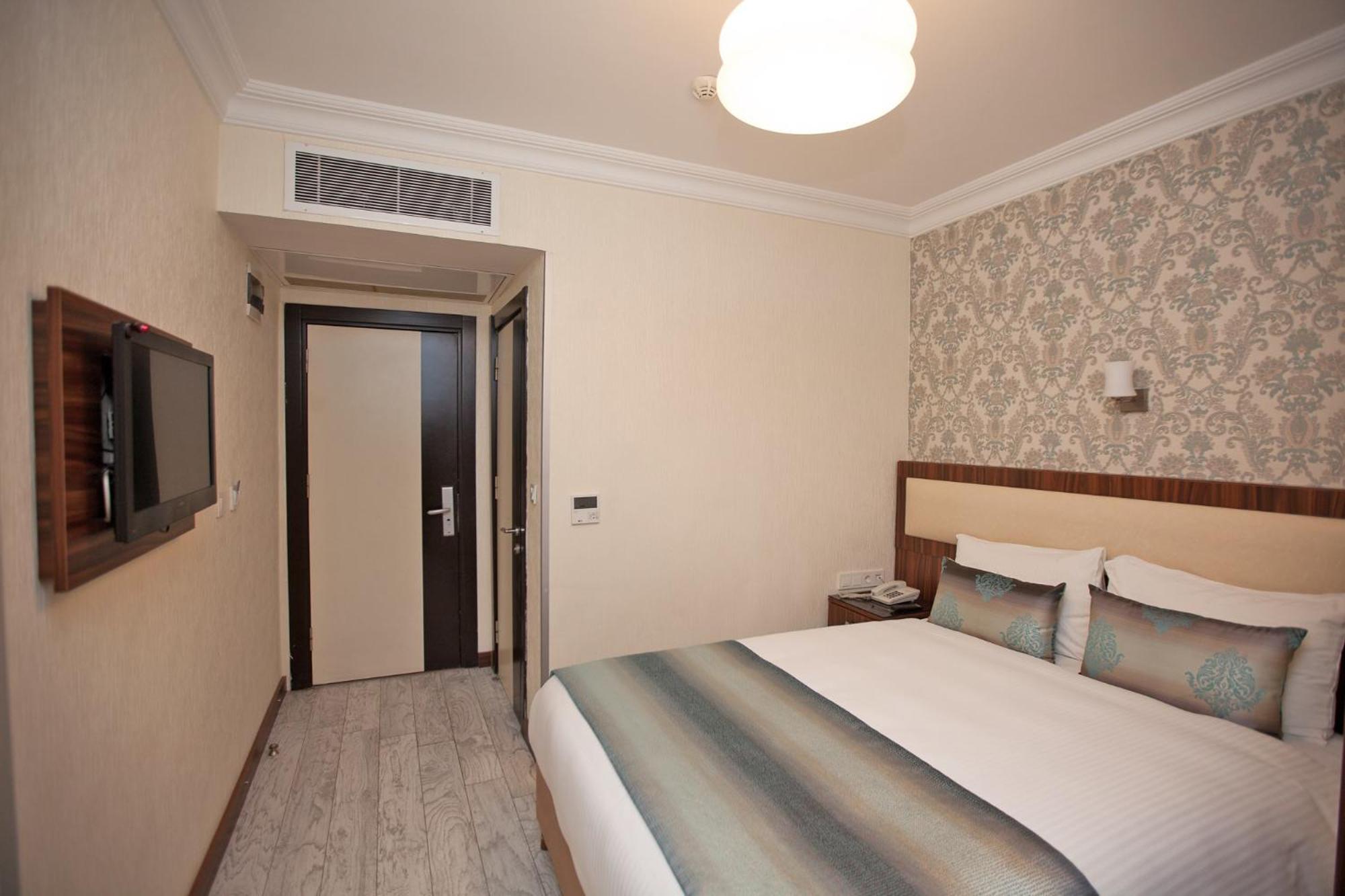 BULVAR HOTEL 12/50