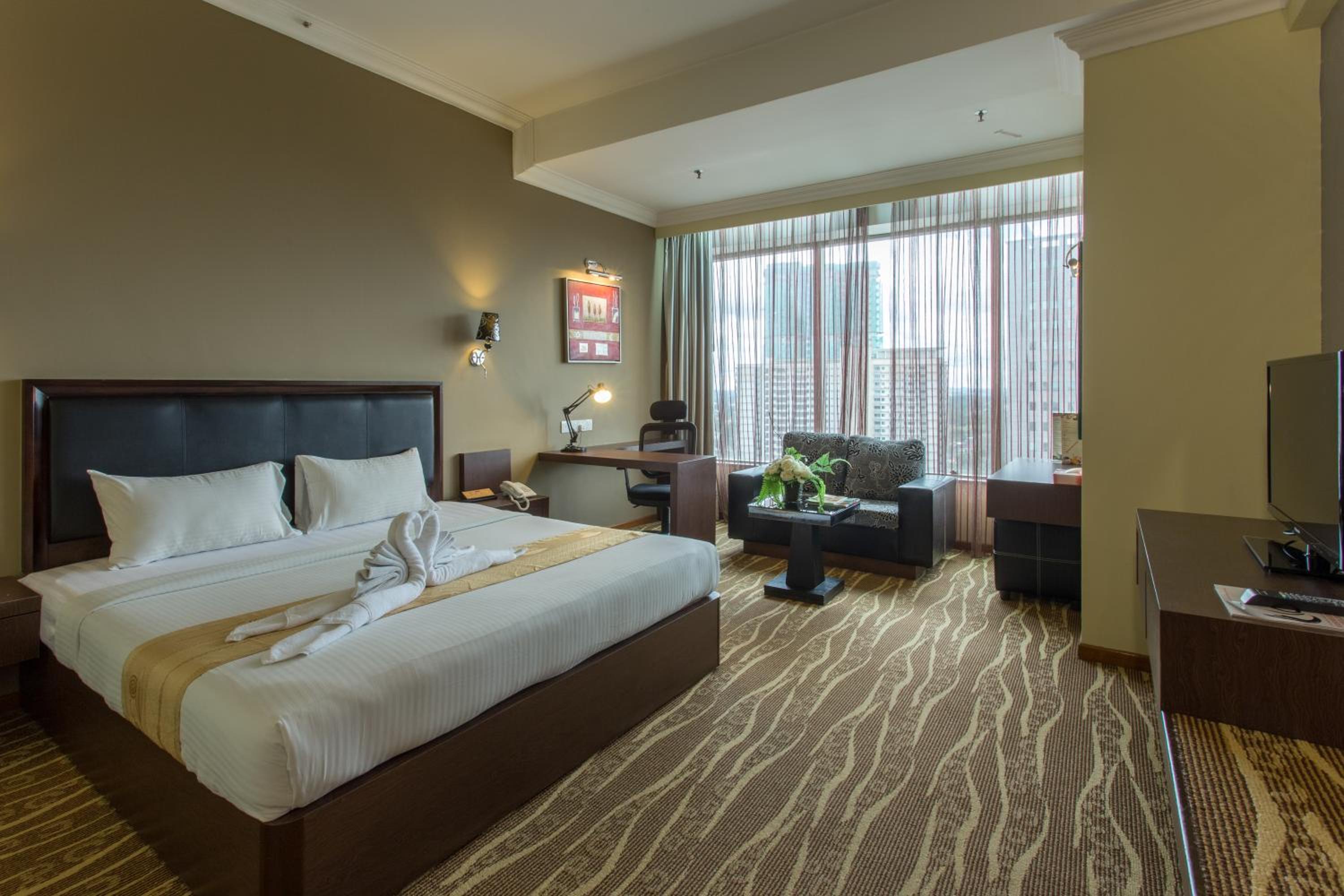 PREMIER KING ROOM