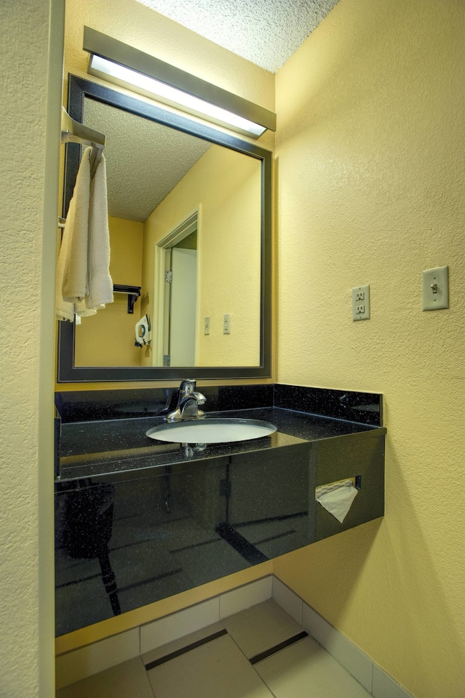 Fairfield Inn Las Cruces 29/44