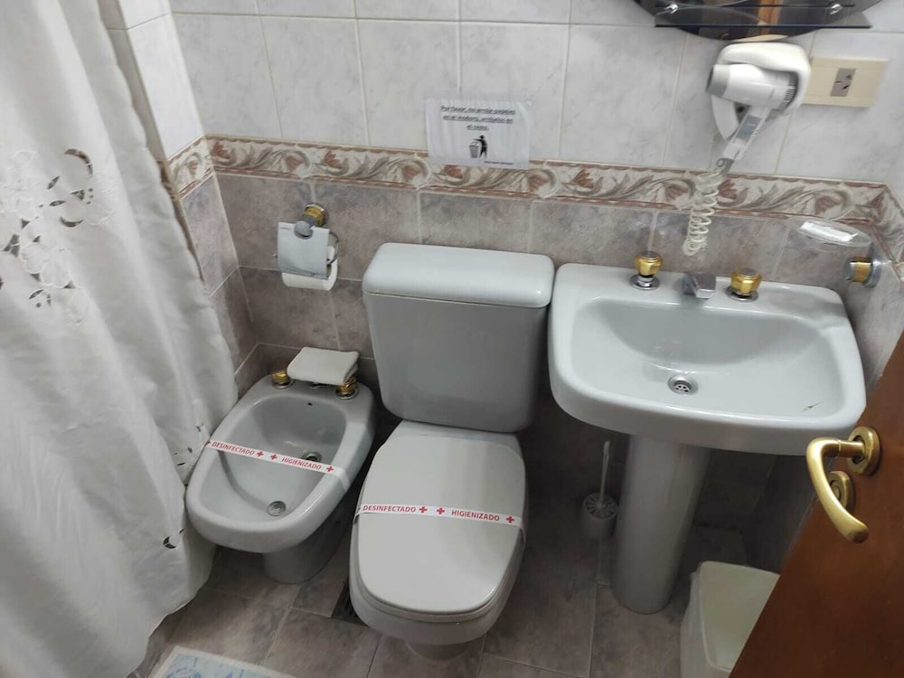 Apart Hotel Libertador 28/29