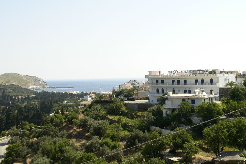 Paradise Art Hotel in ANDROS
