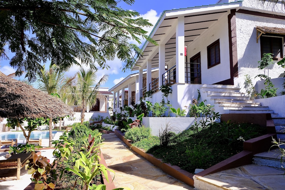 Nyumbani Residence 37/50