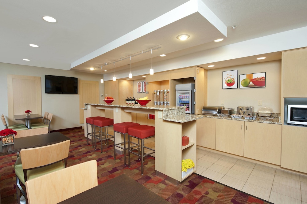 MainStay Suites Bloomington near University 31/42