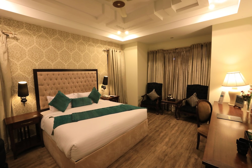 Bella Hotel 28/51