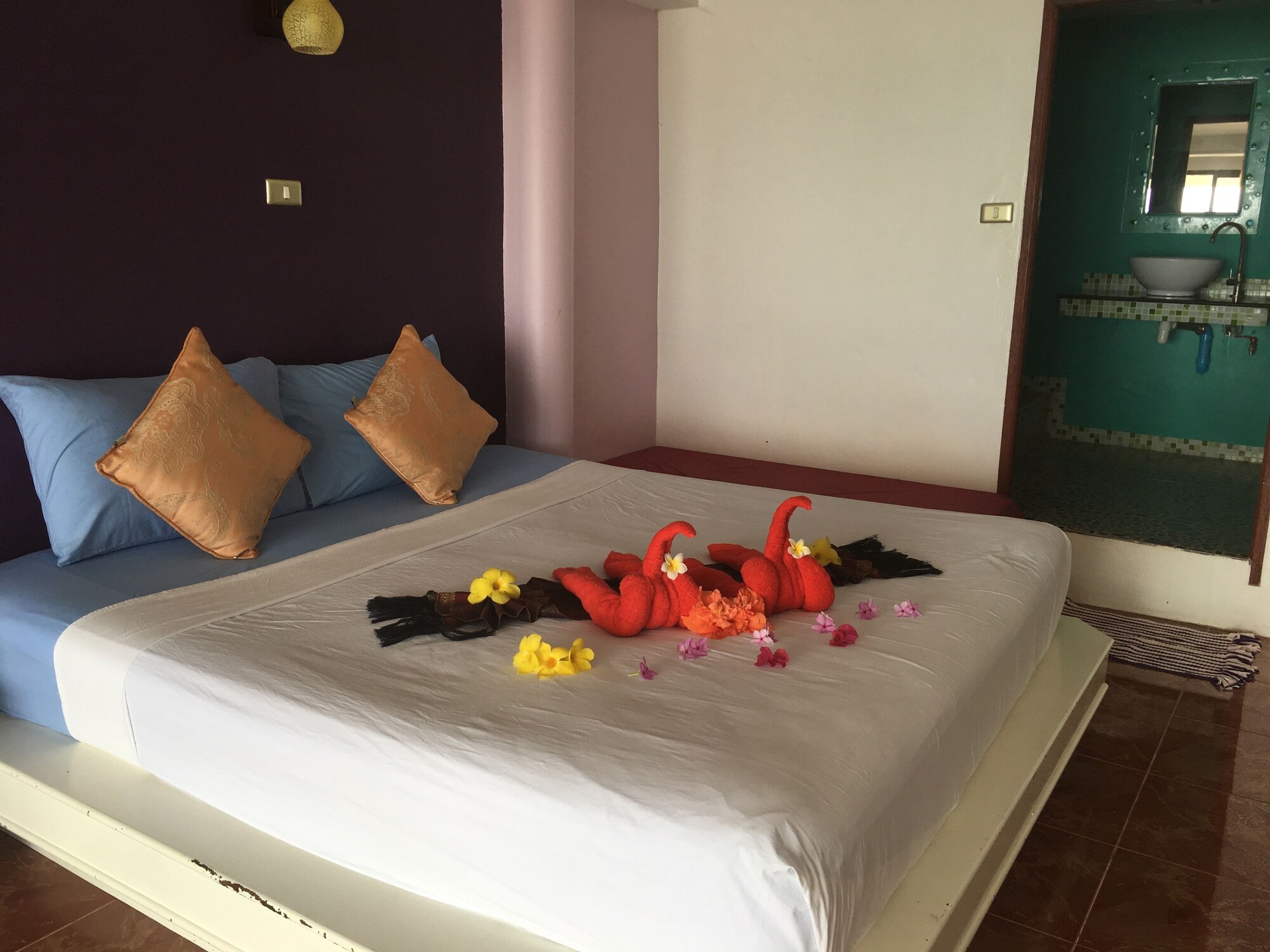 STANDARD, DOUBLE BED