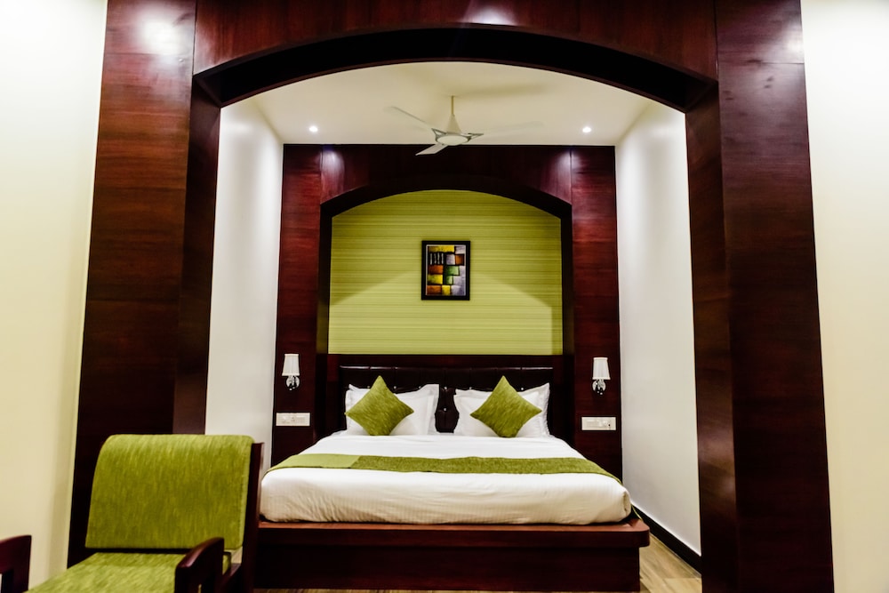 Konark Grand Hotel 17/50