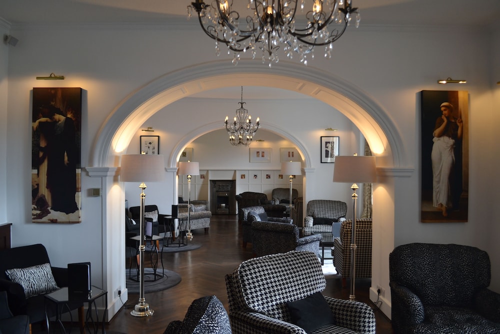 Low Wood Bay Resort Spa 70/81