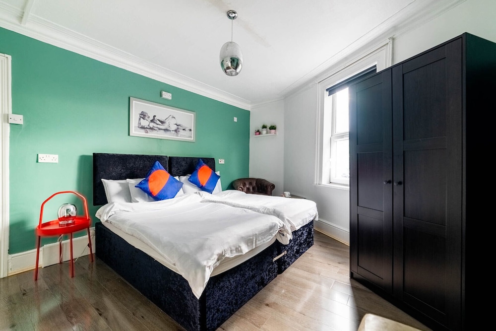 غرفة أساسية بسرير كوين، Book a Bed Hostels (ex. Venture Hostel) 2/10