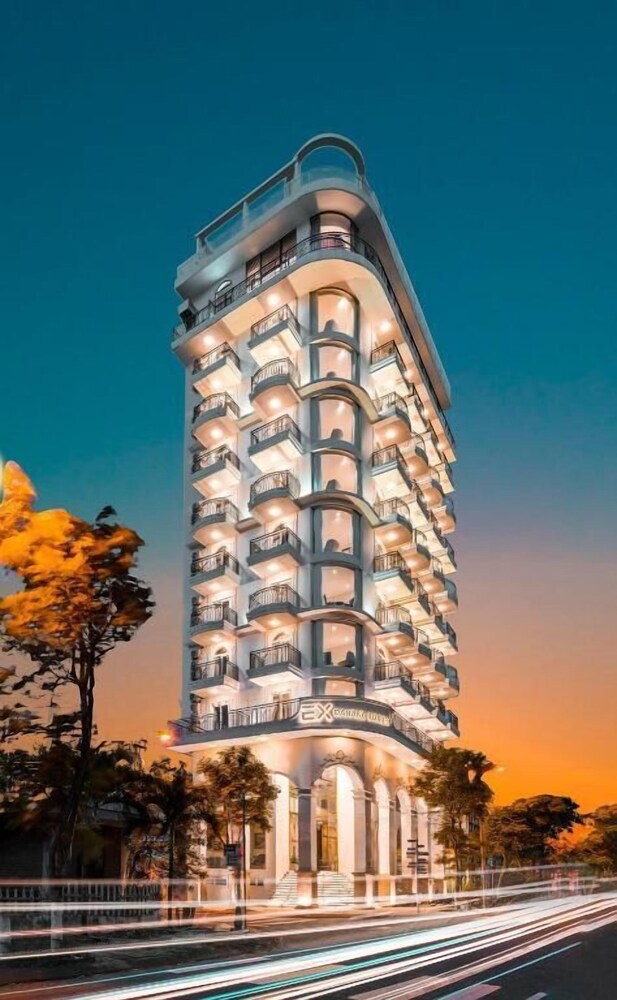 RHM Luxury Hotel And Suite 2/53