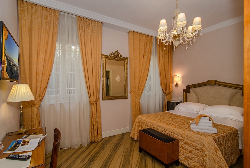 SUPERIOR, DOUBLE BED