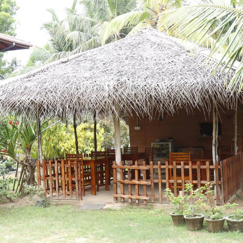 Beach Lagoon Guest House 9/50