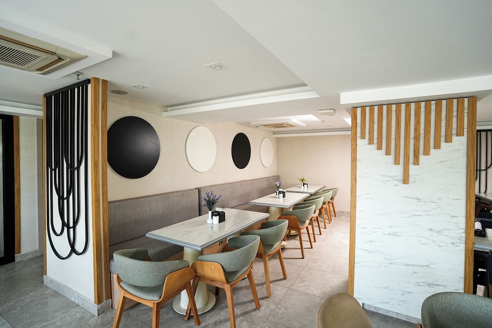 Nk Hotel 46/50