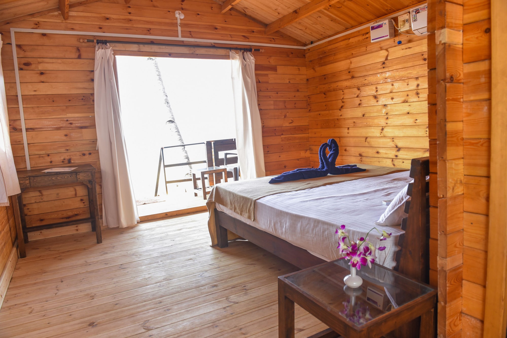 DELUXE, COTTAGE, SEA VIEW