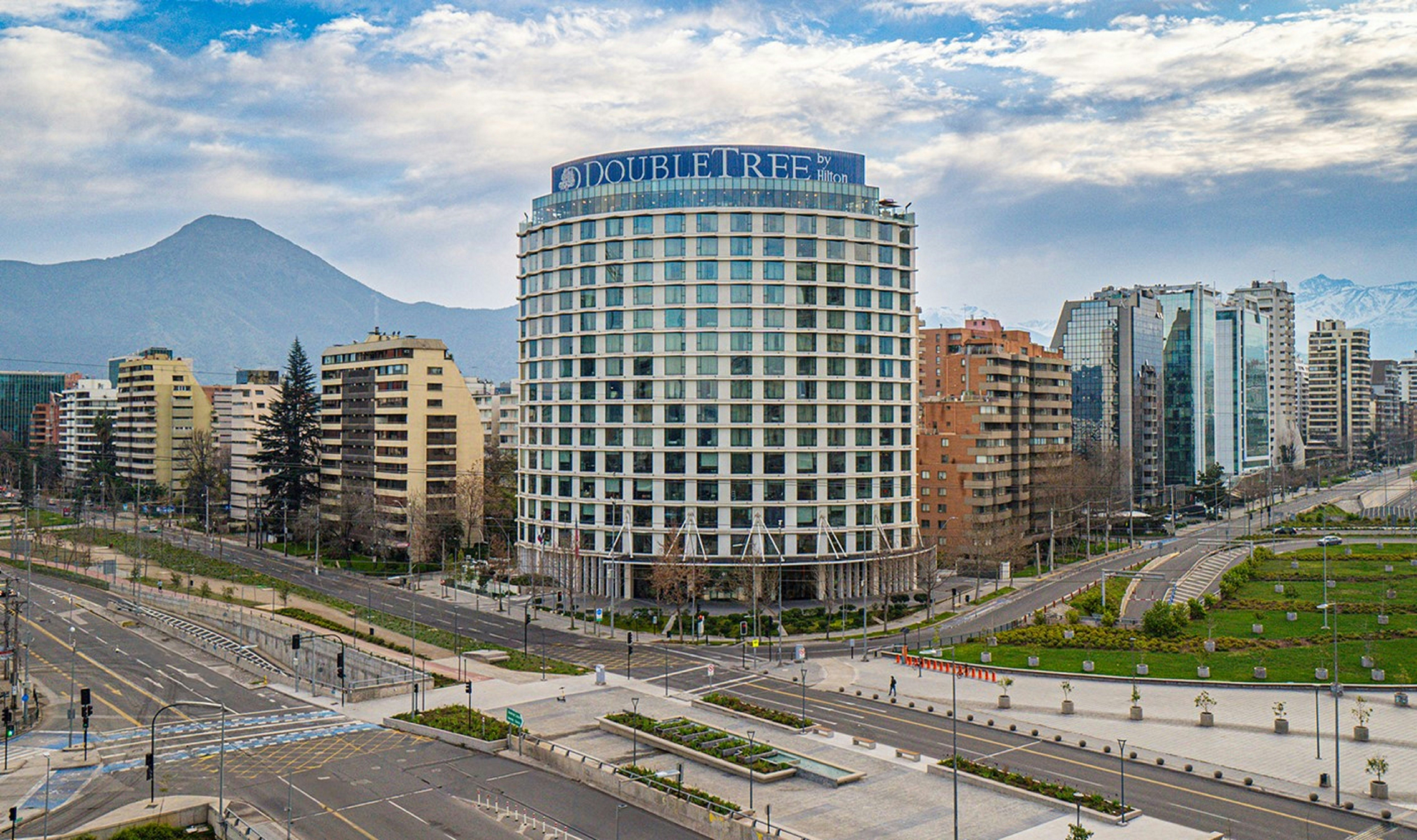 DoubleTree by Hilton Santiago Kennedy 6/73