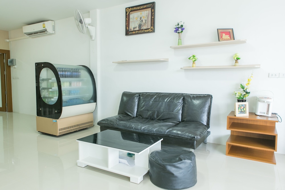 Cheaper Room 16/29