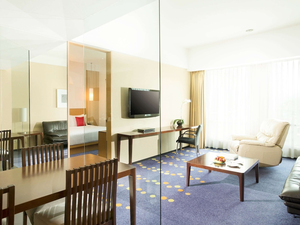 NOVOTEL BANDUNG 47/73