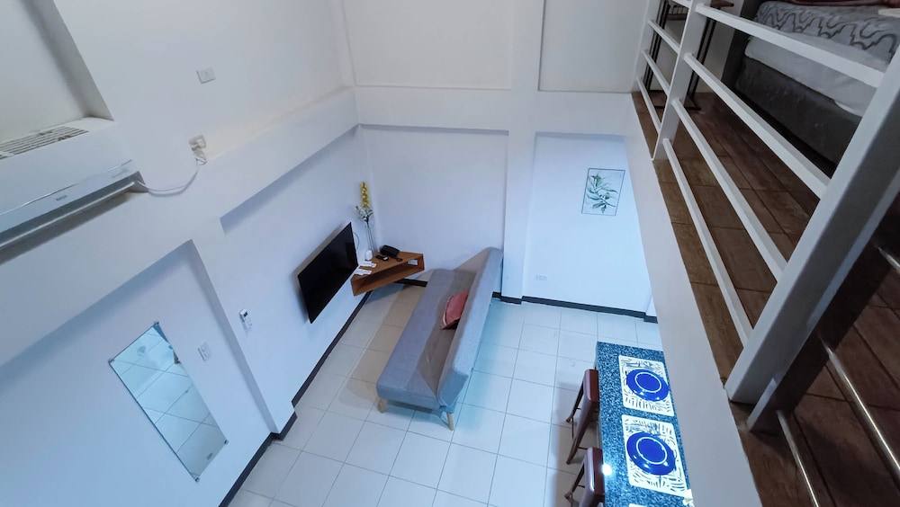 FB DORMITEL SUITES 10/50