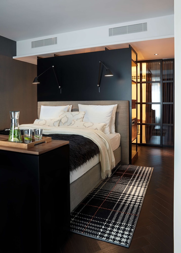 Radisson Blu Hotel, Frankfurt 20/67