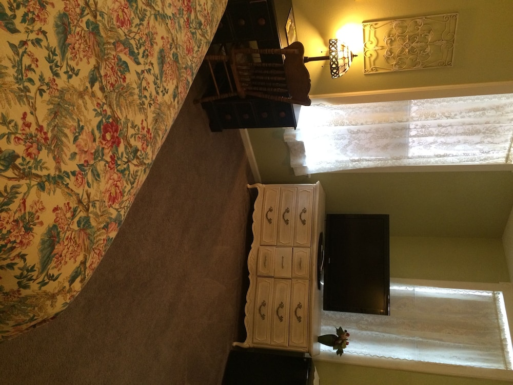 The Courtland Hotel and Day Spa 43/76