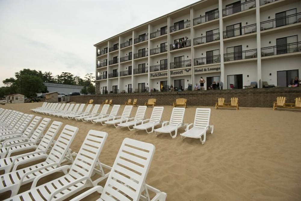 Parkshore Resort 6/54