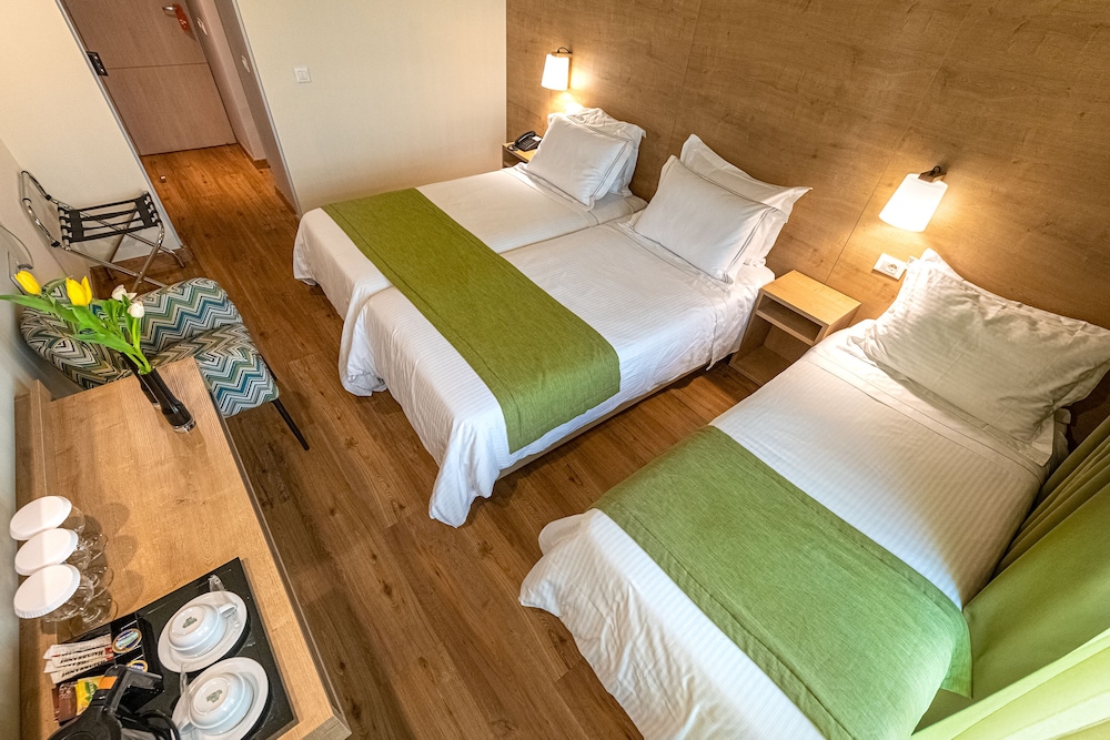 Polis Grand Hotel 24/44