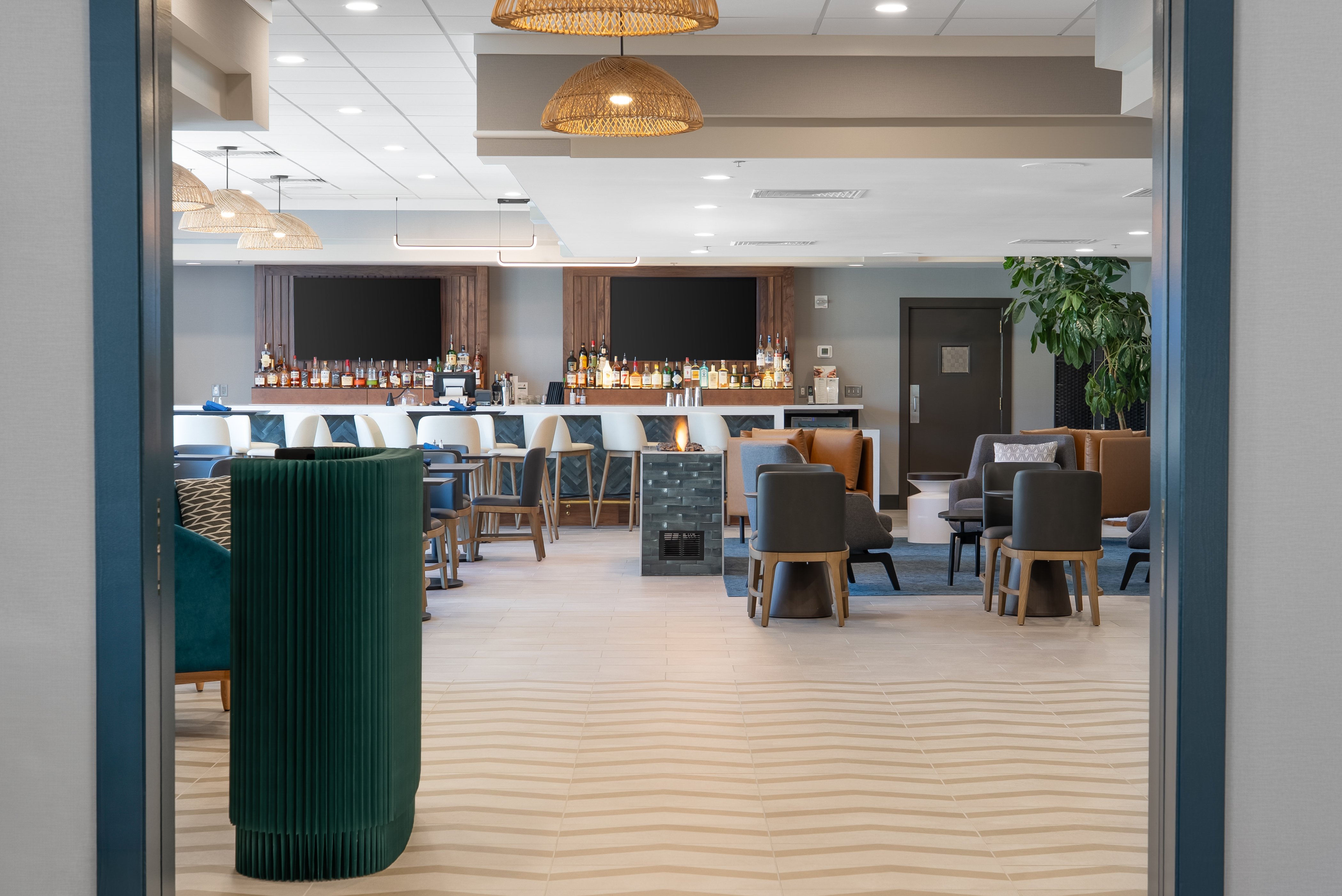 Holiday Inn Portland-By The Bay 69/74