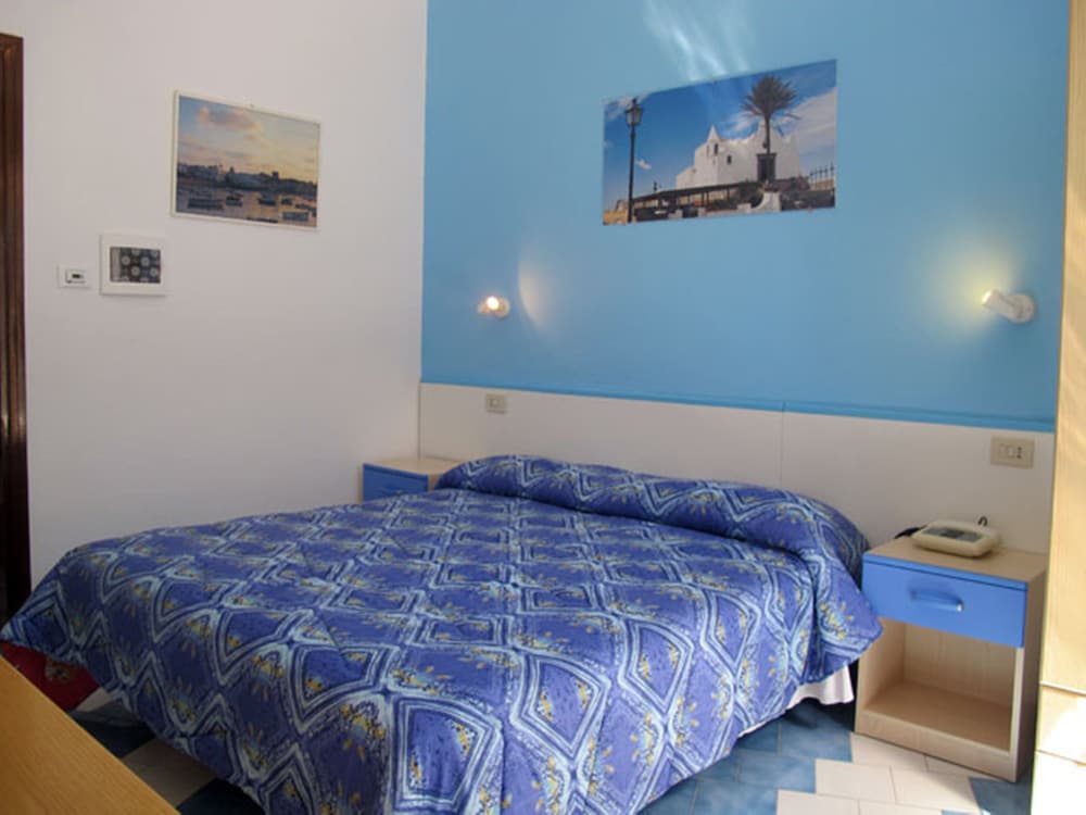 HOTEL RESIDENCE VILLA MARINÙ 20/72