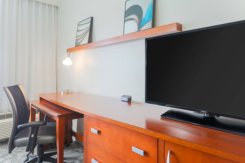 Courtyard by Marriott Monroe 23/30