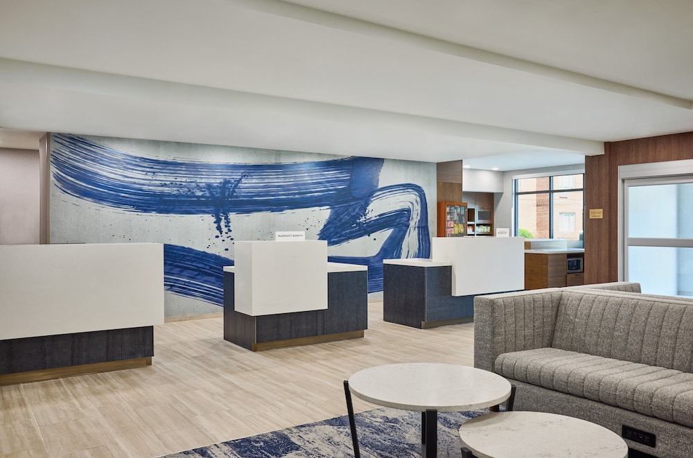 SpringHill Suites by Marriott Chesterfield 15/32