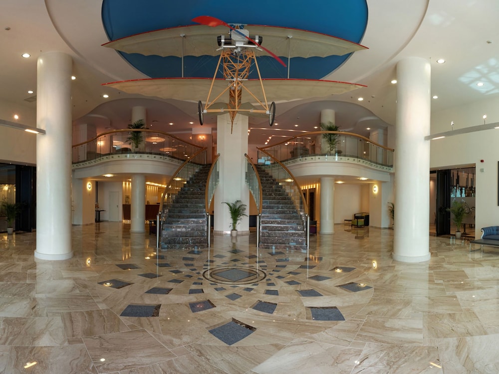Astera Hotel & Spa 4/70