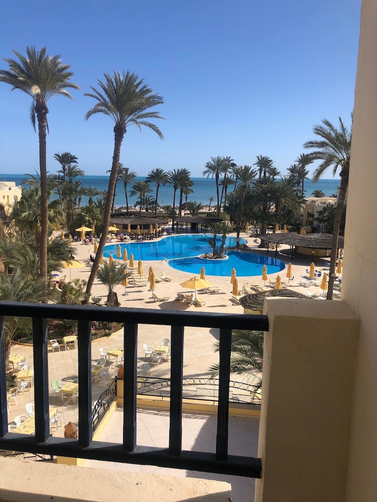 Eden Star Resort 17/52