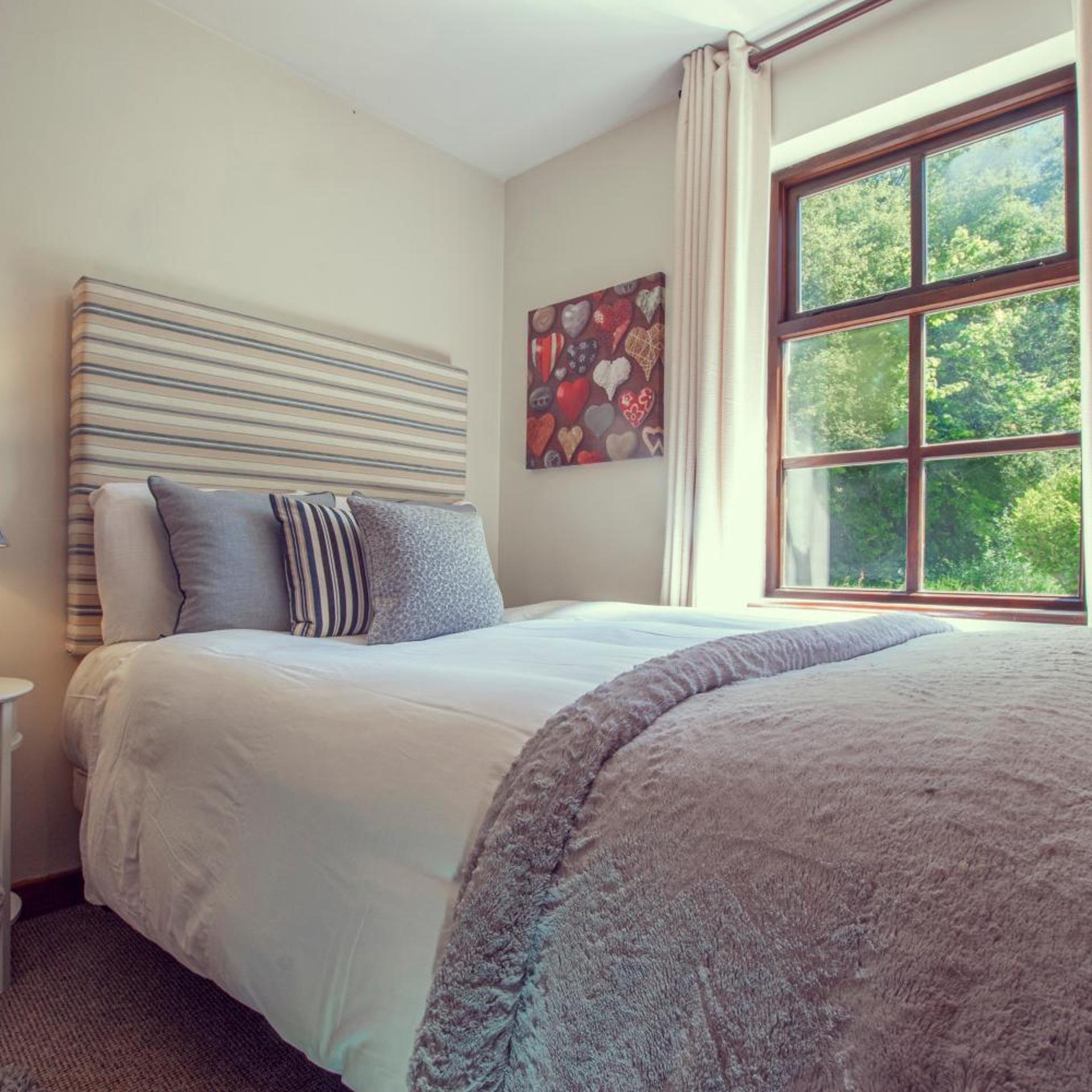 Holiday Home، Ardagh Hotel And Restaurant 5/8