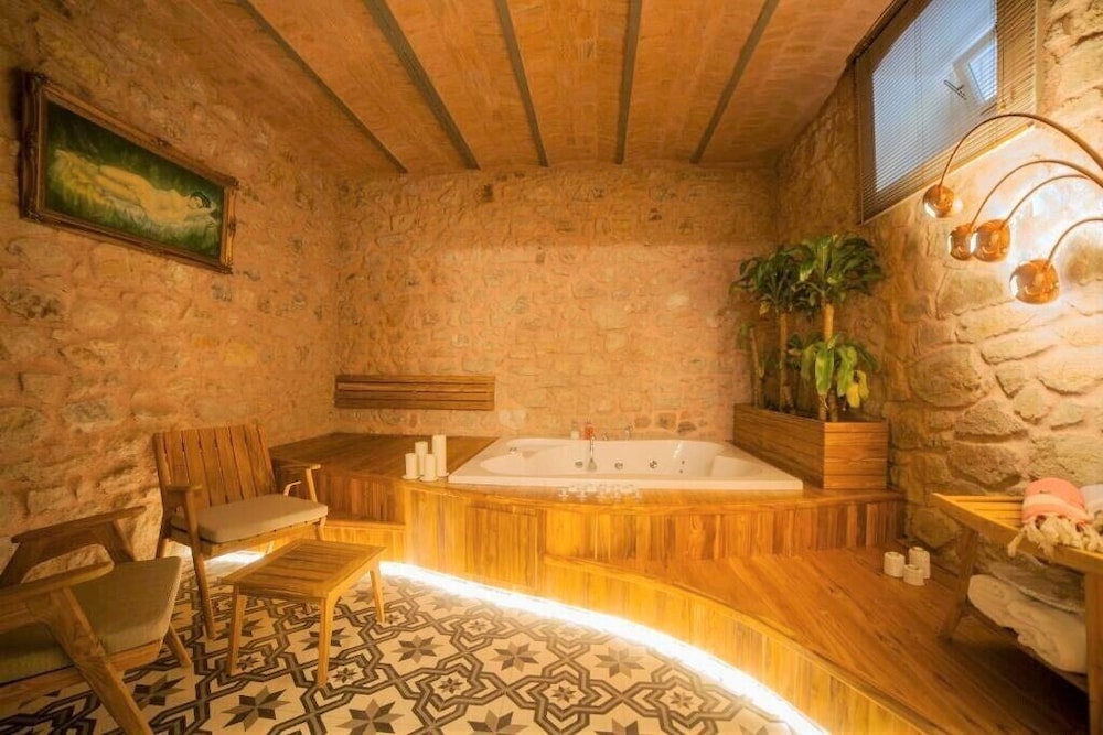 Triada Hotel Buyukada 31/60