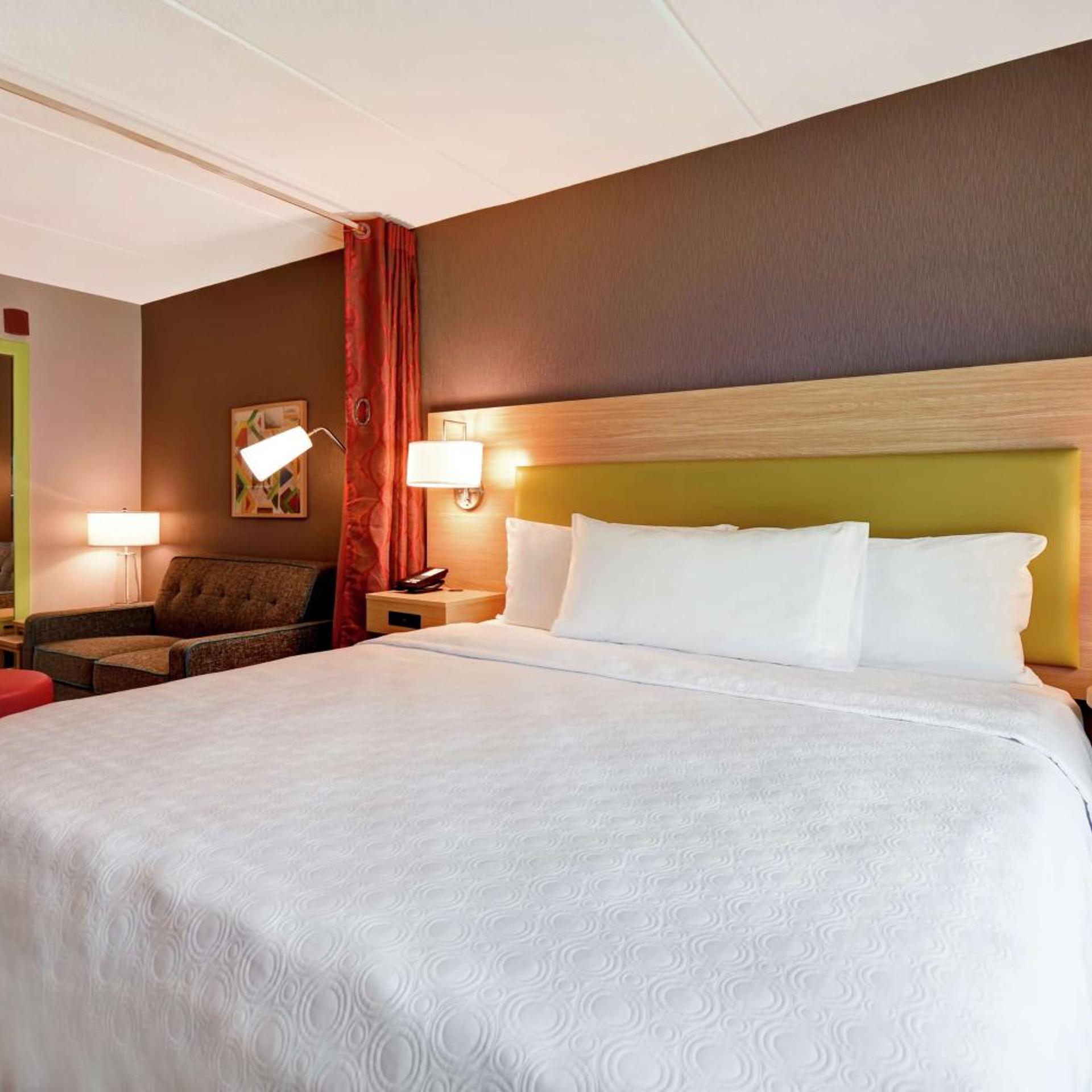 STUDIO, SUITE, KING BED, ACCESSIBLE