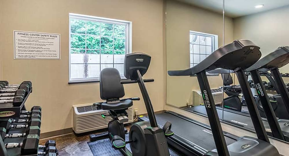 Cobblestone Hotel and Suites - Erie 29/50