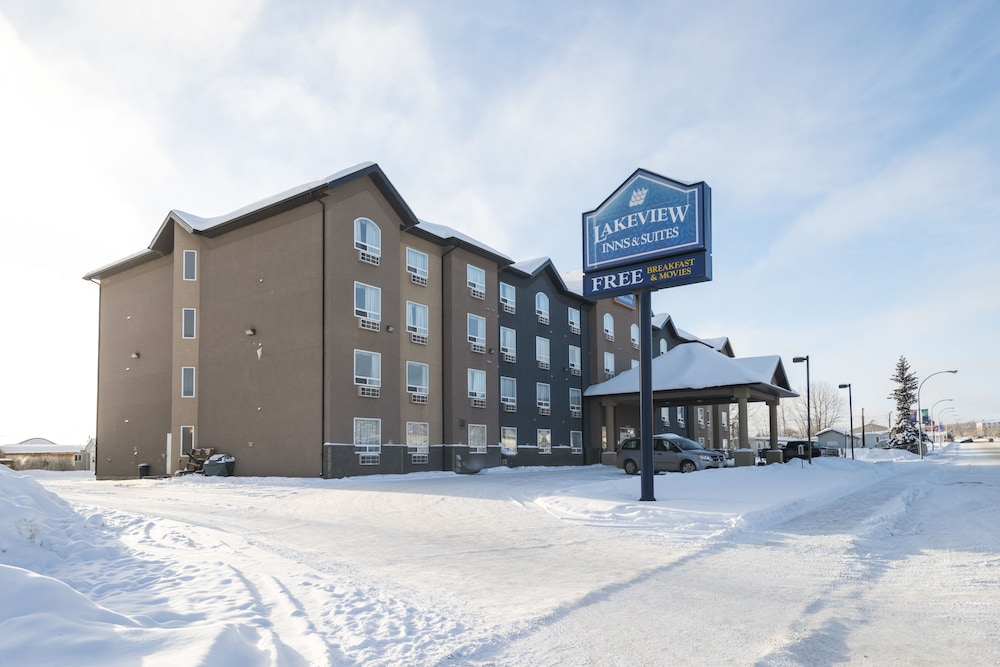 Lakeview Inns & Suites - Fort Nelson 5/35