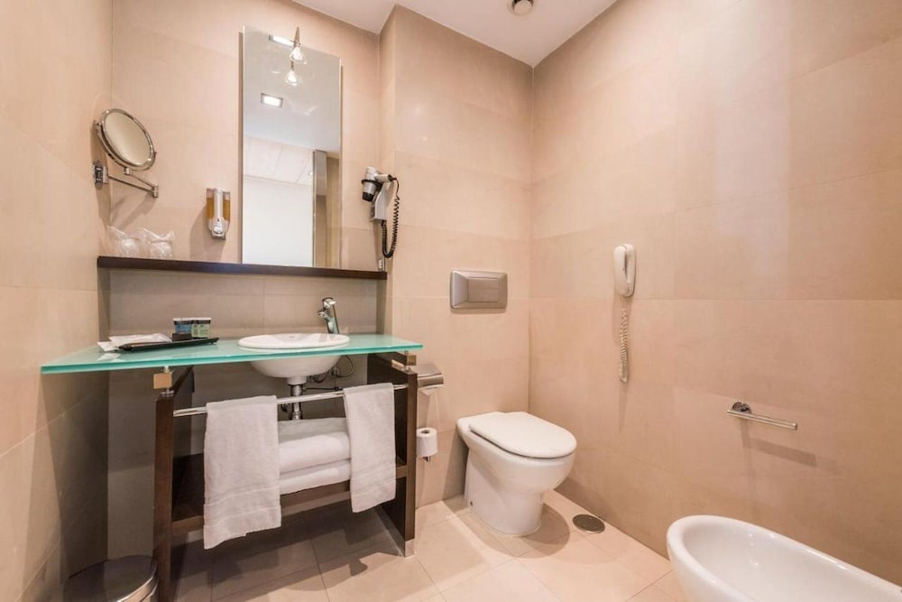 Mercader Hotel 46/50