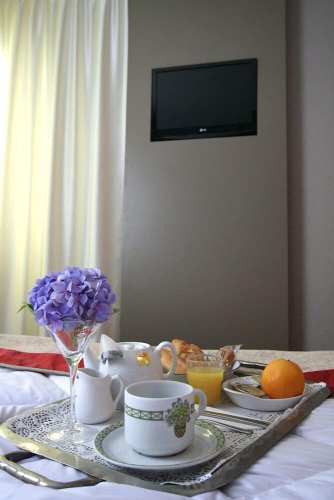 Kyriad Direct Rennes Ouest 63/70