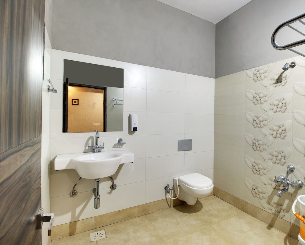 Achal Resort 50/50