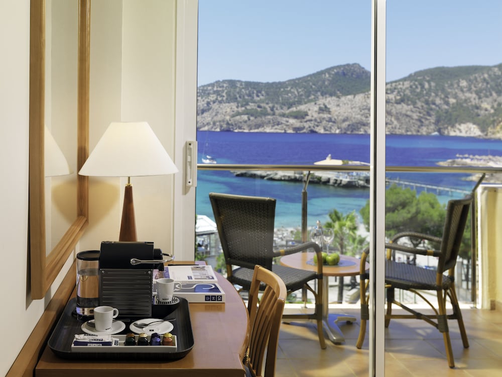 H10 Blue Mar - Adults Only 29/66