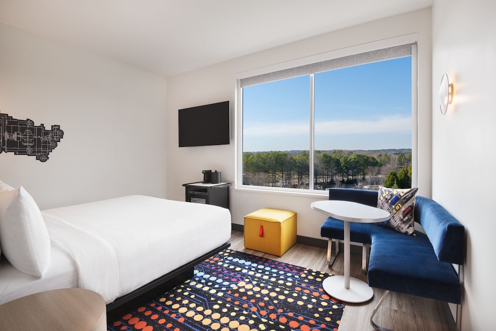 Room, King Bed