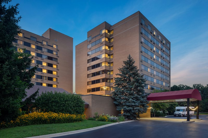 Hilton Chicago Northbrook 2/78