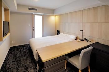 BASIC, DOUBLE BED, NO WINDOW