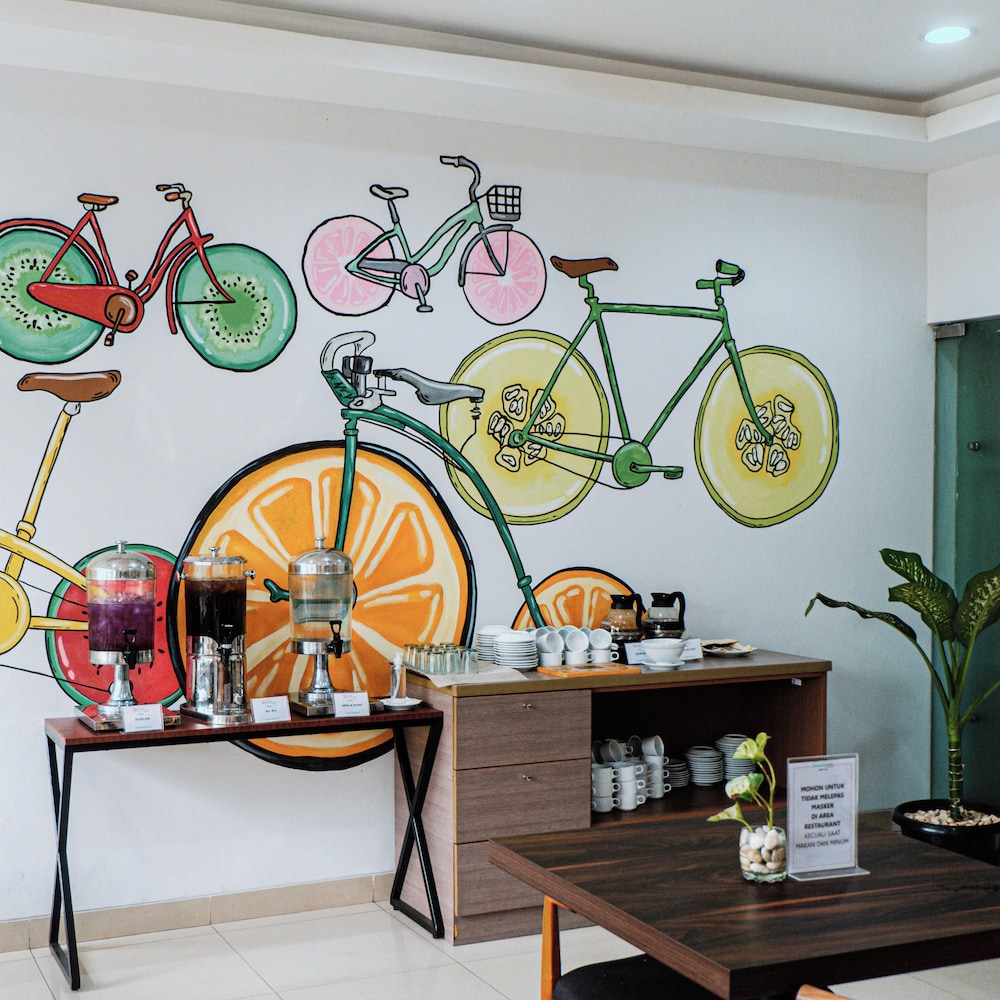 Metland Hotel Bekasi (Hotel @HOM Premiere Tambun) 8/51