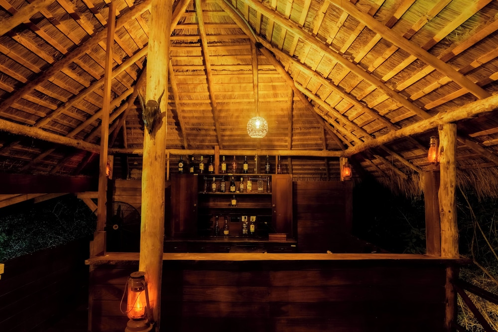 Leopard Nest Luxury Campsite 25/50