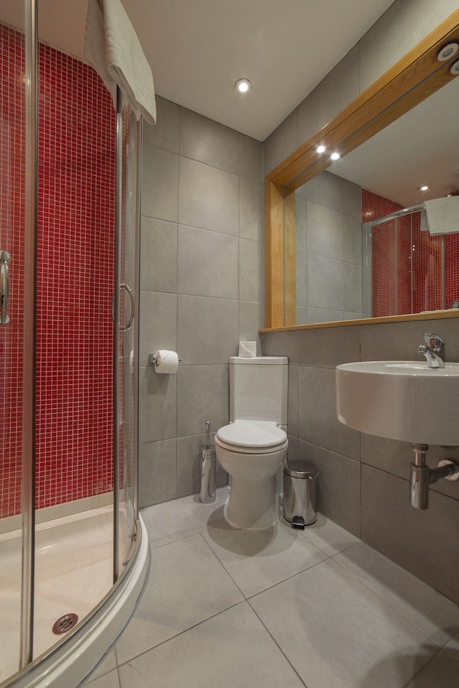 استوديو ديلوكس بسرير مزدوج مع أريكة بمطبخ، Hyde Park Superior Apartments 6/7