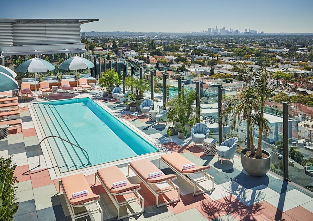The Sun Rose West Hollywood 37/69