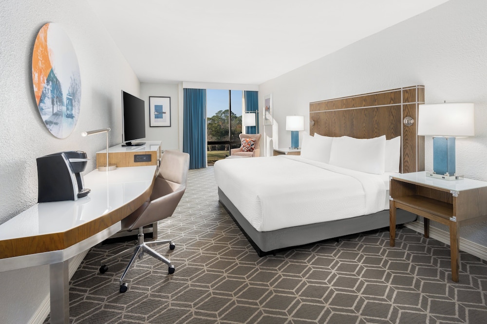 Premium, King Bed, High Floor